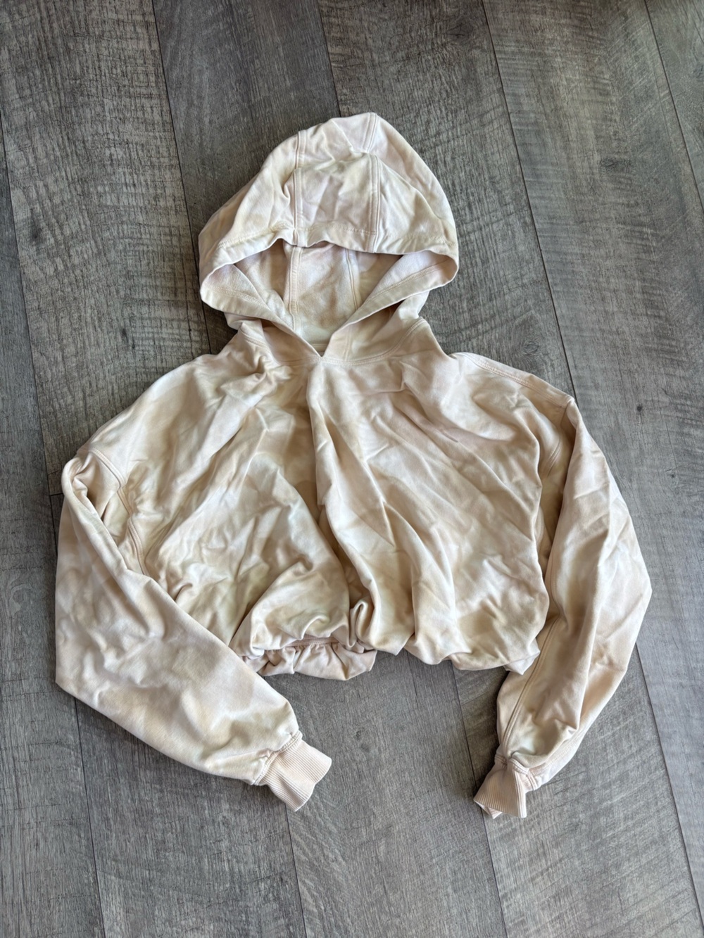 lululemon athletica Cropped Hoodie in Light Beige